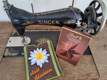 Preview: ITH - Stickdatei Schokoladenhülle 3D Margerite Lindt Schokoladentäfelchen 125g